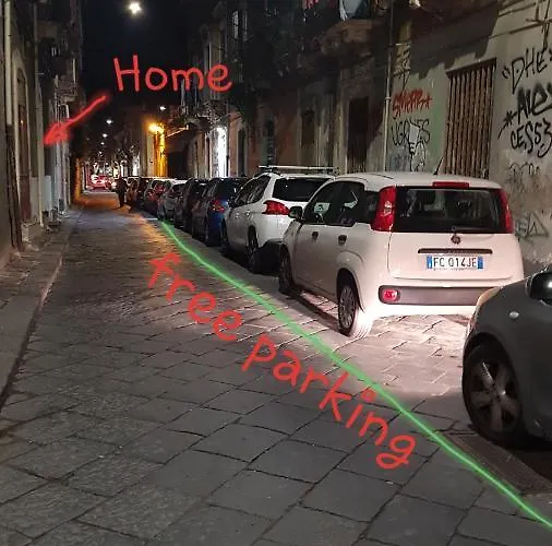 House Da Carlo Dom wakacyjny Katania